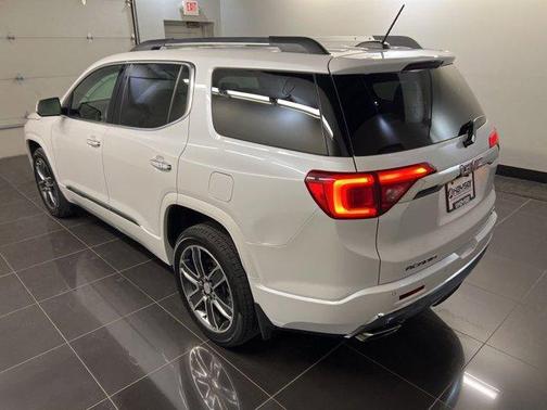 White Frost Tri-Coat 2019 GMC Acadia Denali