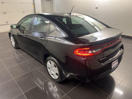 Pitch Black Clearcoat 2013 Dodge Dart SE
