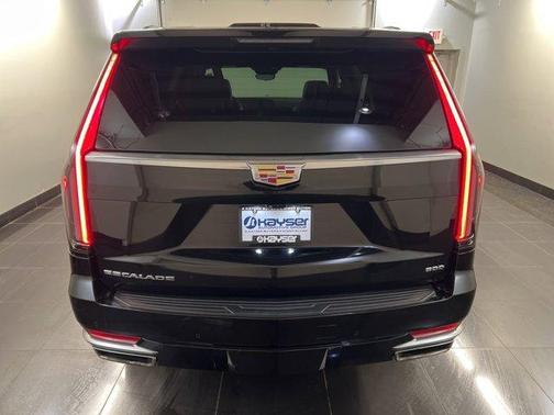 2024 Cadillac Escalade Premium Luxury