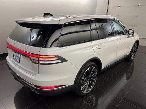 2025 Lincoln Aviator Reserve AWD