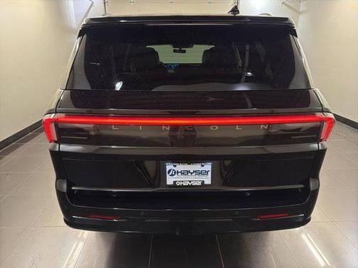 Infinite Black Metallic 2026 Lincoln Navigator L Black Label