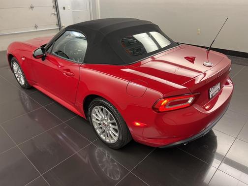 2020 FIAT 124 Spider Classica