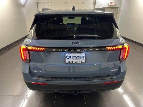 Vapor Blue Metallic 2026 Ford Explorer Active