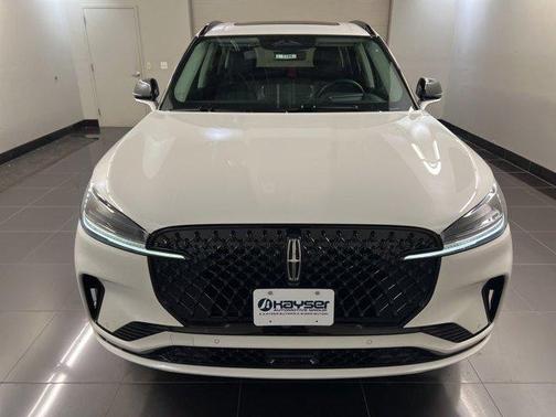 Pristine White 2026 Lincoln Aviator Premiere