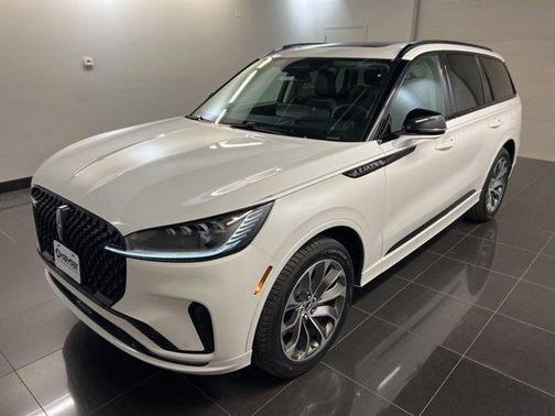 Pristine White 2026 Lincoln Aviator Premiere