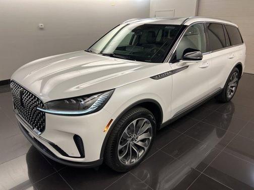 2025 Lincoln Aviator Premiere
