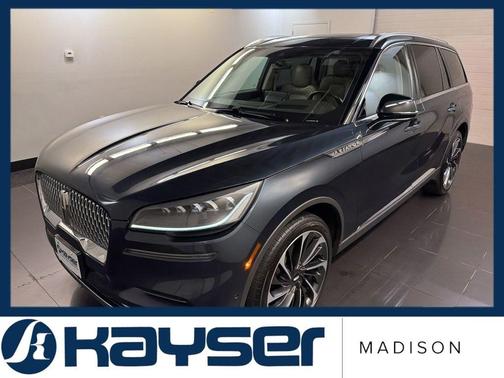 Blue Metallic 2022 Lincoln Aviator Reserve AWD