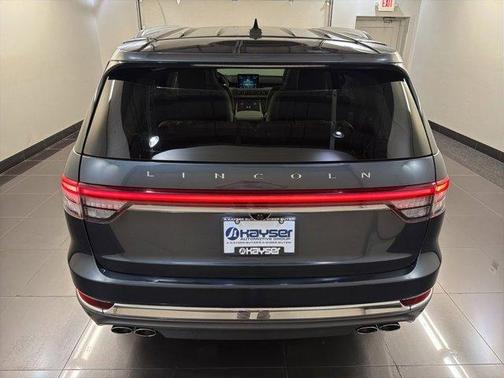 Blue Metallic 2022 Lincoln Aviator Reserve AWD