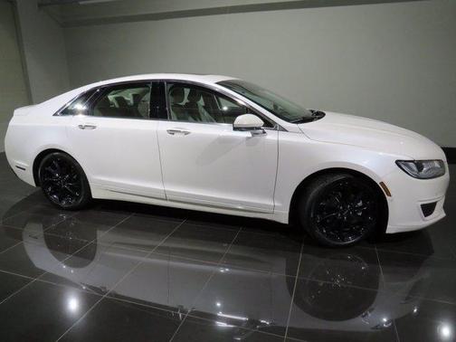 Photo 2 of 47 of 2020 Lincoln MKZ Hybrid Reserve