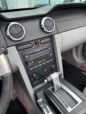 2005 Ford Mustang GT Premium