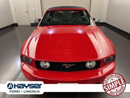 2005 Ford Mustang GT Premium