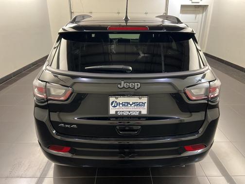 2022 Jeep Compass Altitude