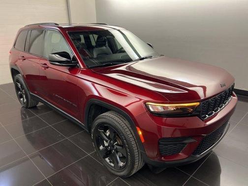 2023 Jeep Grand Cherokee Altitude