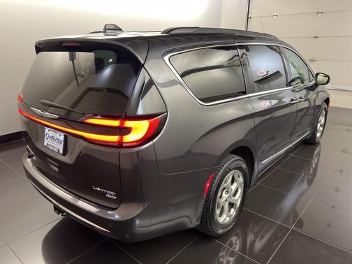 2022 Chrysler Pacifica Limited