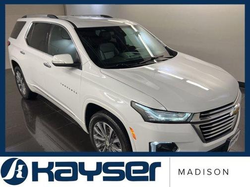 Summit White 2022 Chevrolet Traverse Premier