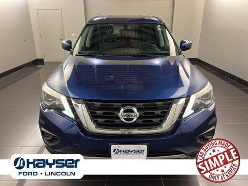 2017 Nissan Pathfinder S