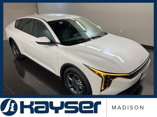 Snow White Pearl 2025 Kia K4