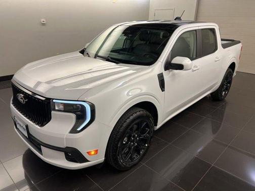 Oxford White 2025 Ford Maverick Lobo Standard