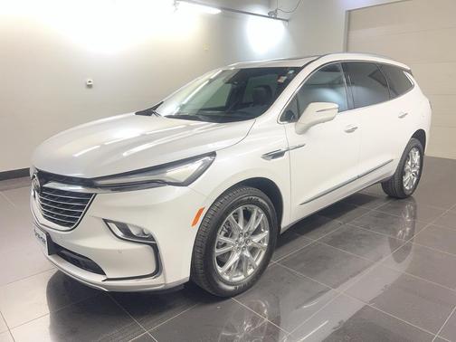 2023 Buick Enclave Premium