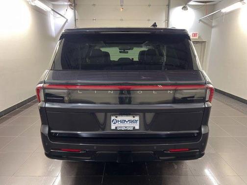 Starlight 2026 Lincoln Navigator Reserve