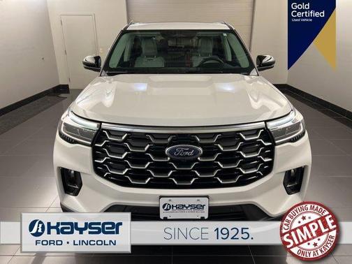 2025 Ford Explorer Platinum