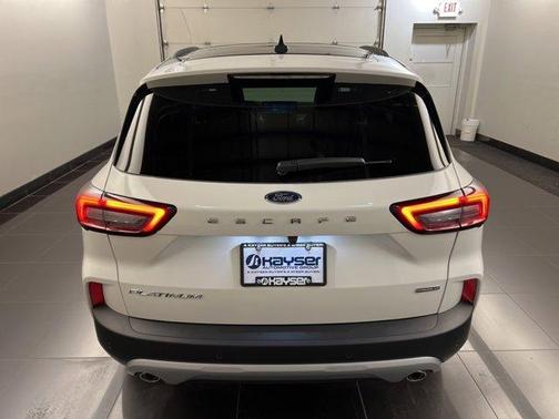 2025 Ford Escape Platinum