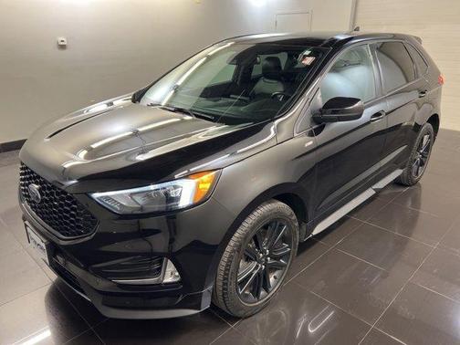 2023 Ford Edge ST Line