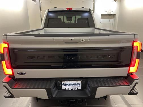 2026 Ford F-250 Platinum