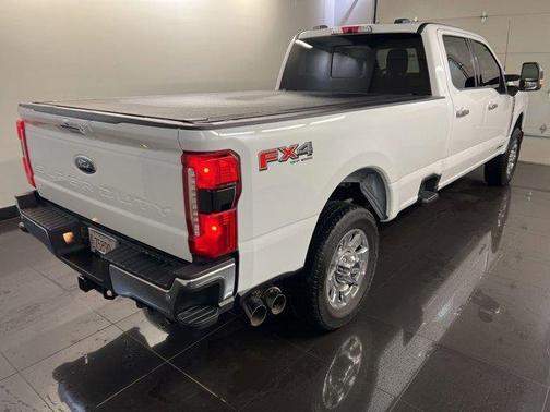 2023 Ford F-350 Lariat Super Duty