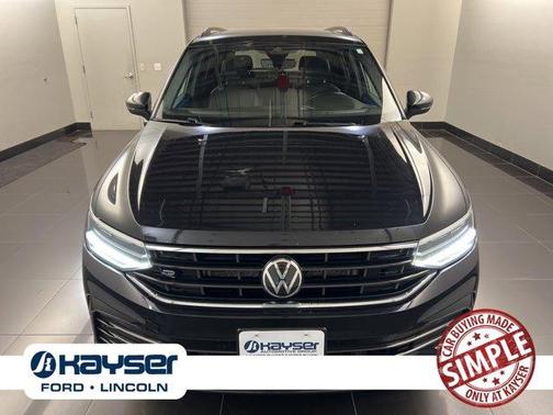 2022 Volkswagen Tiguan 2.0T SE R-Line Black
