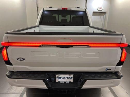 2025 Ford F-150 Lightning LARIAT