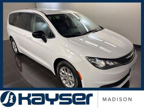 Bright White Clearcoat 2024 Chrysler Voyager LX