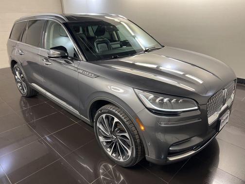 Gray Metallic 2023 Lincoln Aviator Reserve AWD