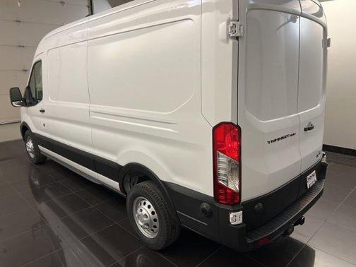2026 Ford Transit-350 148 WB Medium Roof Cargo