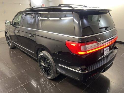 2021 Lincoln Navigator L Reserve