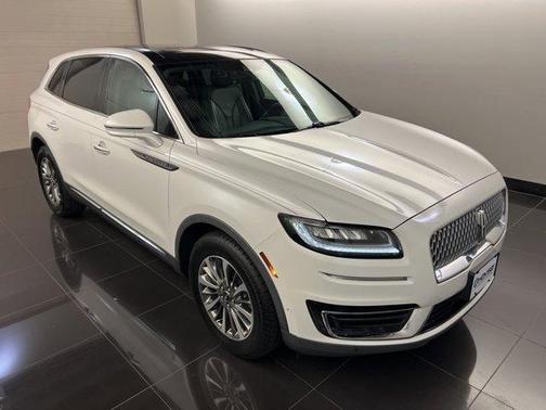 2020 Lincoln Nautilus Reserve