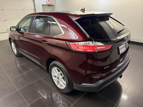 Burgundy 2024 Ford Edge SEL