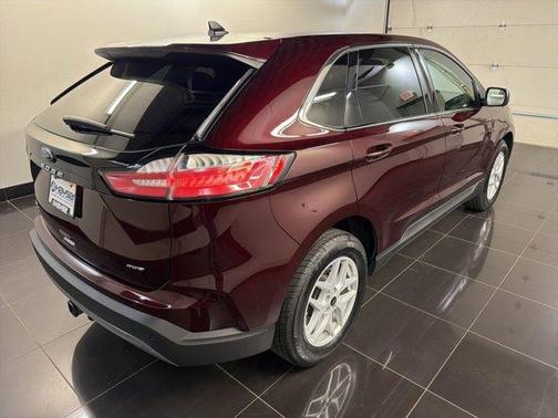 Burgundy 2024 Ford Edge SEL