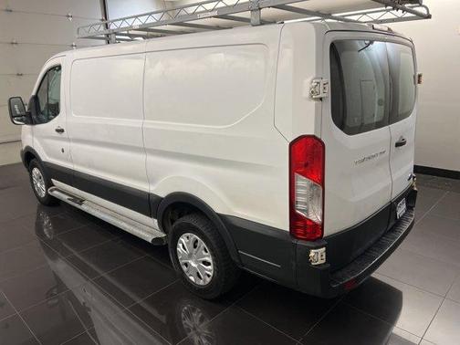 2017 Ford Transit-250 Base