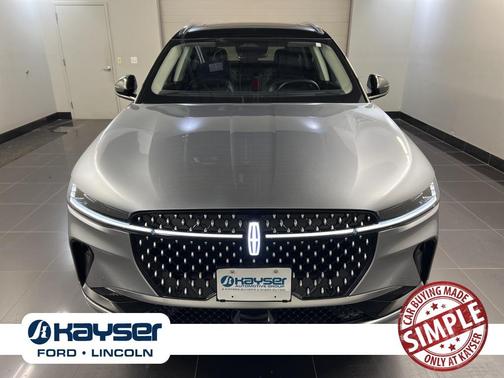 2025 Lincoln Nautilus Reserve