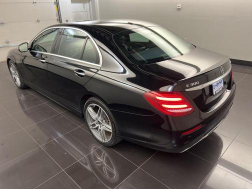 2018 Mercedes-Benz E-Class E 300