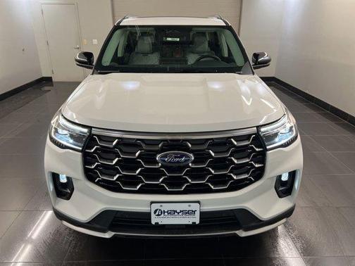 Star White 2026 Ford Explorer Platinum