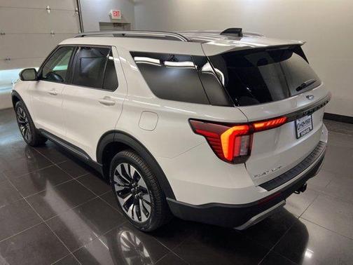 Star White 2026 Ford Explorer Platinum