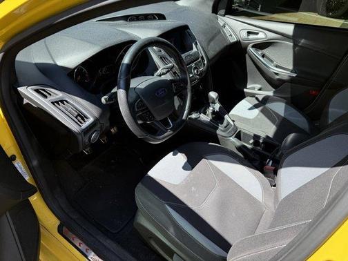2017 Ford Focus ST Base
