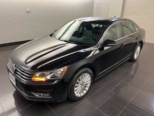 2016 Volkswagen Passat 1.8T SE w/Technology