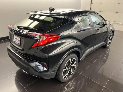 2020 Toyota C-HR XLE