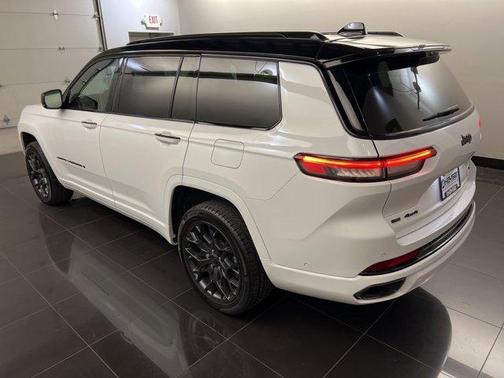 2023 Jeep Grand Cherokee L Summit