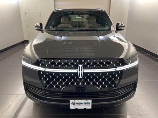 2025 Lincoln Navigator Black Label