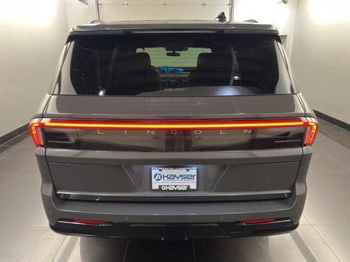 2025 Lincoln Navigator Black Label