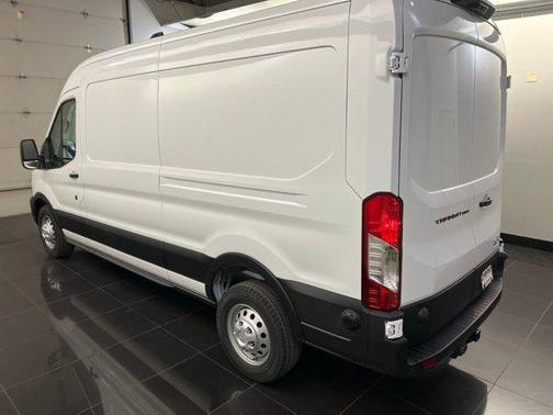 2026 Ford Transit-350 148 WB Medium Roof Cargo
